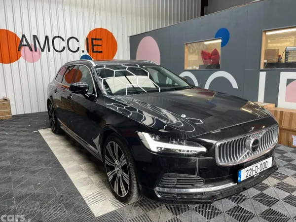 Volvo V90 Estate, Petrol Plug-in Hybrid, 2022, Black