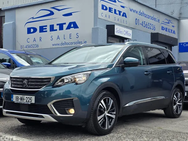 Peugeot 5008 MPV, Petrol, 2018, Green