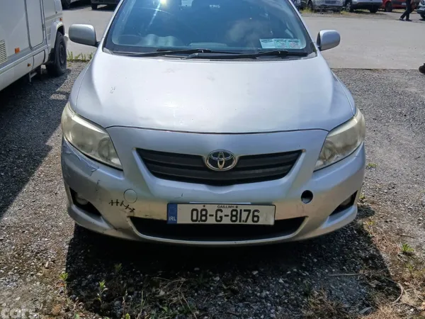 Toyota Corolla Saloon, Petrol, 2008, Silver