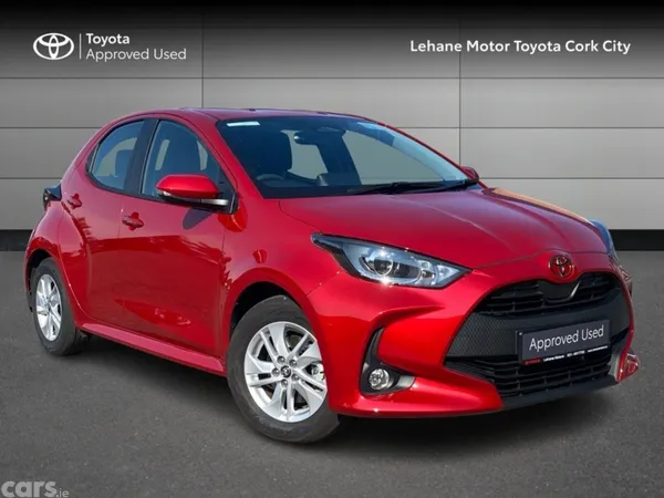 Toyota Yaris Hatchback, Petrol Hybrid, 2026, Red