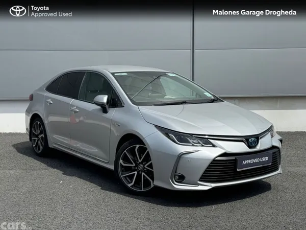 Toyota Corolla Saloon, Petrol Hybrid, 2023, Silver