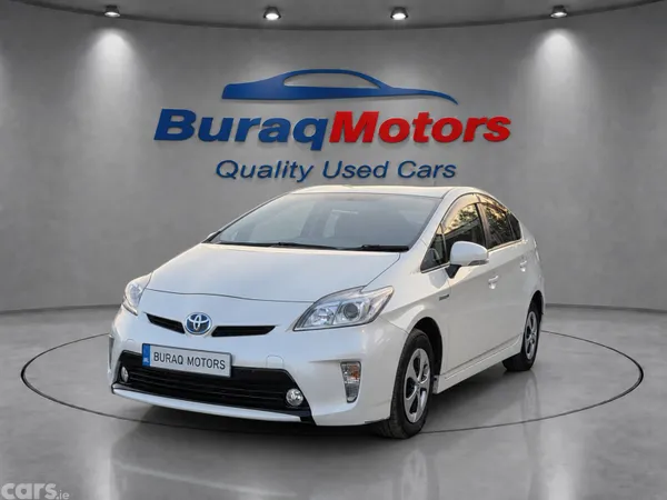 Toyota Prius Hatchback, Petrol Hybrid, 2015, White