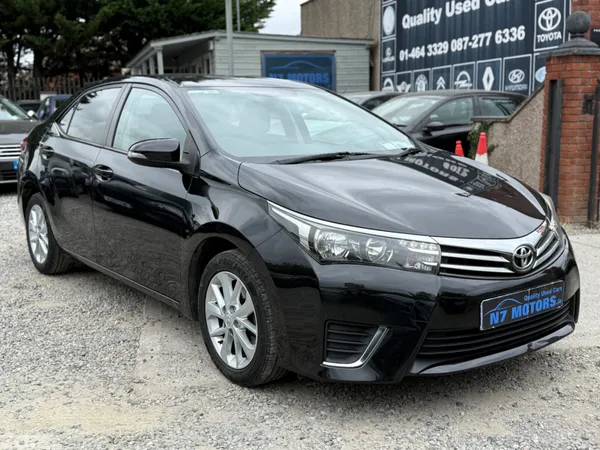 Toyota Corolla Saloon, Petrol, 2015, Black