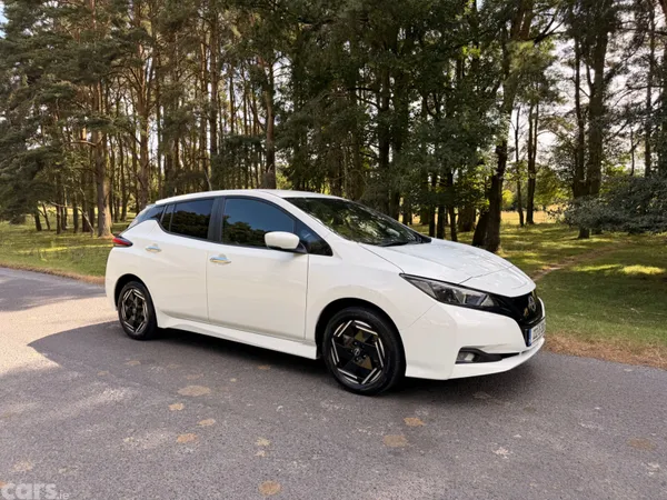 Nissan Leaf Hatchback, Electric, 2022, White