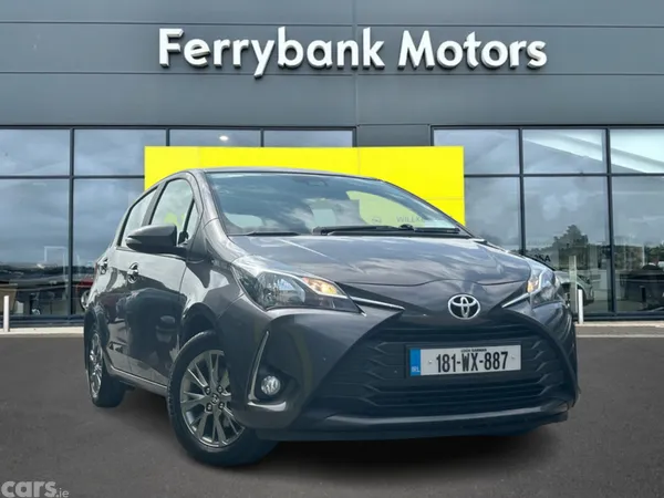 Toyota Yaris Hatchback, Petrol, 2018, Grey