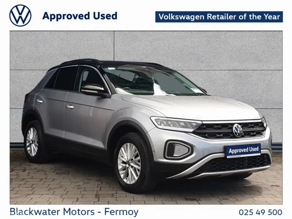 Volkswagen T-Roc SUV, Petrol, 2023, Black