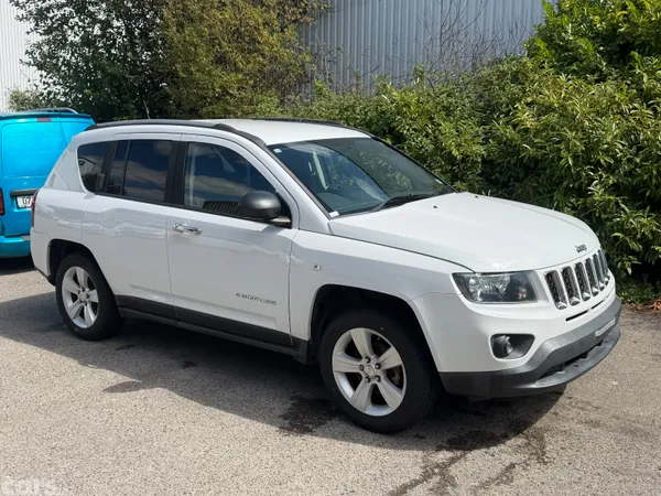 Jeep Compass SUV, Petrol, 2016, White