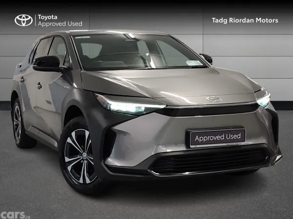 Toyota bZ4X Estate, Electric, 2023, Silver