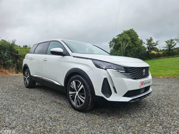 Peugeot 5008 SUV, Diesel, 2021, White