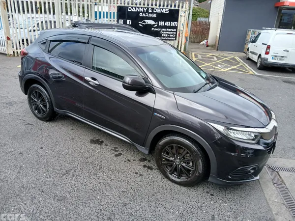 Honda Vezel MPV, Petrol Hybrid, 2020, Black