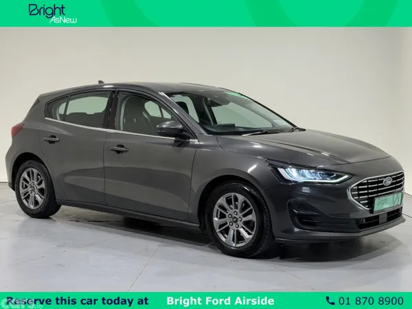 Ford Focus Hatchback, Diesel, 2023, Grey