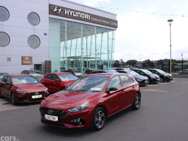 Hyundai i30 Hatchback, Diesel, 2021, Red