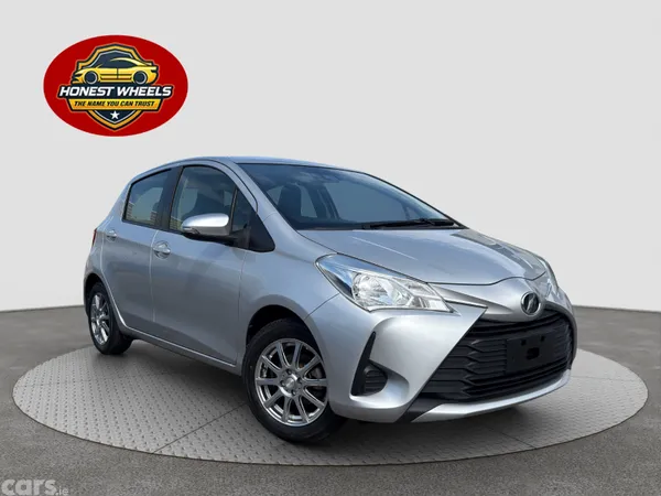 Toyota Vitz Hatchback, Petrol, 2017, Silver