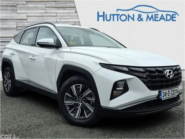 Hyundai Tucson SUV, Petrol Hybrid, 2024, White