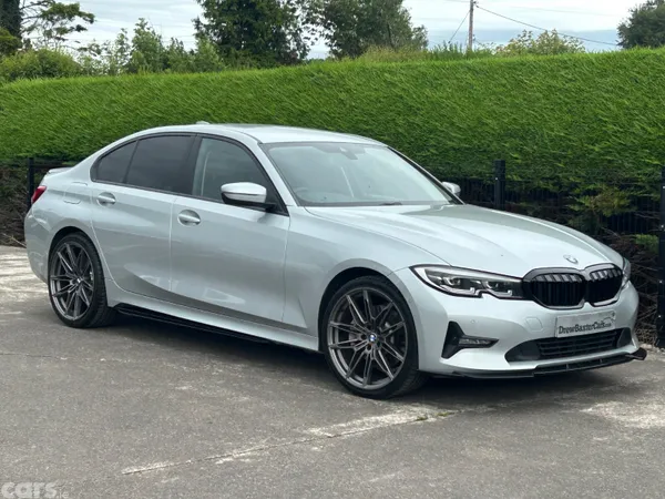 BMW 3-Series Saloon, Petrol Hybrid, 2019, Silver