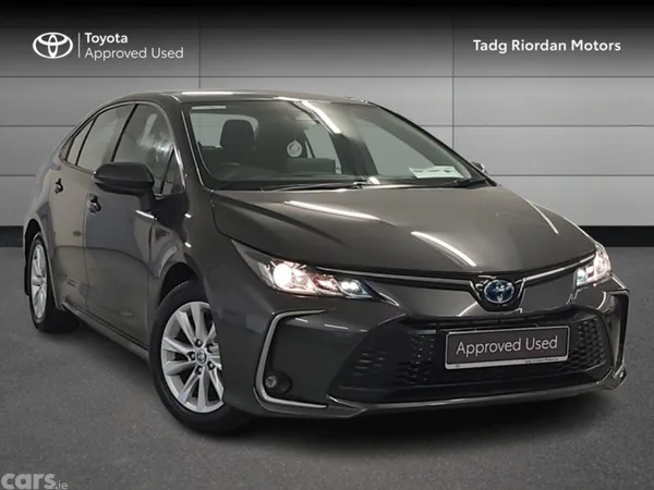 Toyota Corolla Saloon, Petrol Hybrid, 2024, Grey