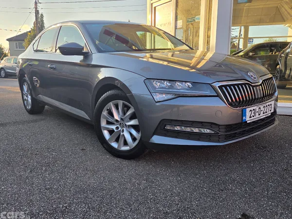 Skoda Superb Saloon, Diesel, 2023, Grey