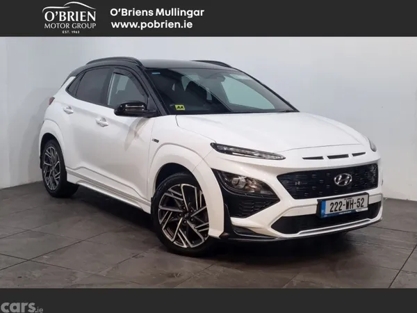 Hyundai KONA MPV, Petrol, 2022, White