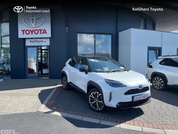 Toyota Yaris Cross Hatchback, Petrol Hybrid, 2023, White