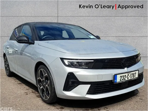Opel Astra Hatchback, Petrol, 2023, Silver