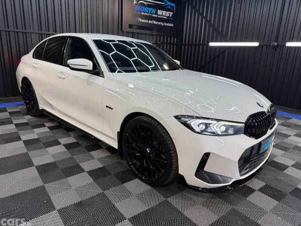 BMW 3-Series Saloon, Petrol Hybrid, 2023, White