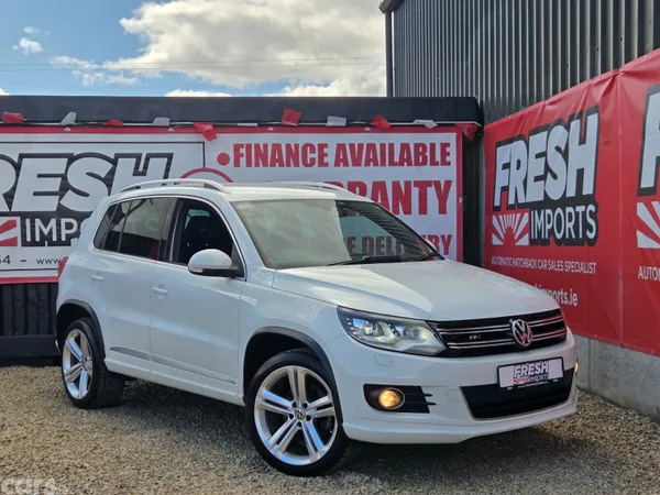 Volkswagen Tiguan SUV, Petrol, 2015, White
