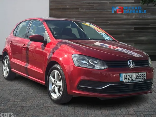 Volkswagen Polo Hatchback, Petrol, 2014, Red