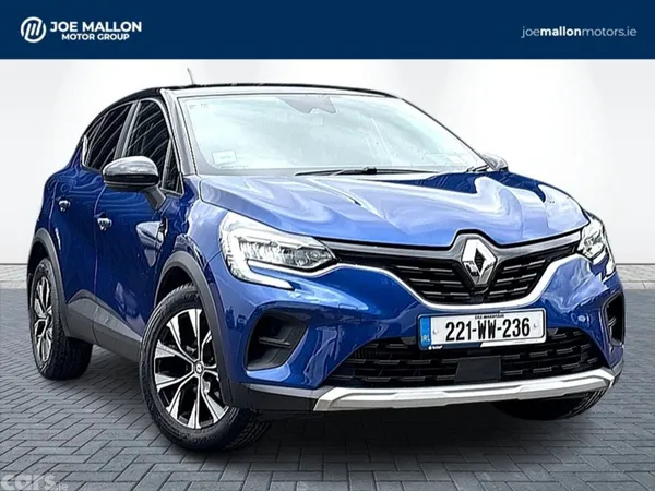 Renault Captur Hatchback, Petrol, 2022, Blue