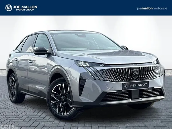Peugeot 3008 MPV, Petrol, 2026, Grey