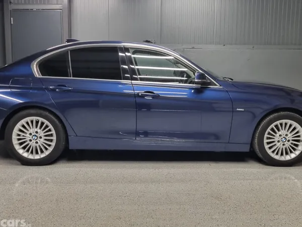 BMW 3-Series Saloon, Diesel, 2018, Blue