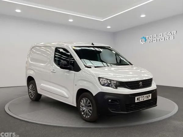 Peugeot Partner MPV, Diesel, 2024, White