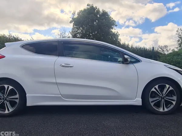 Kia Ceed Coupe, Diesel, 2017, White