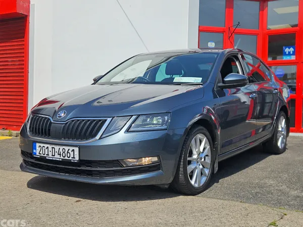 Skoda Octavia Saloon, Diesel, 2020, Grey