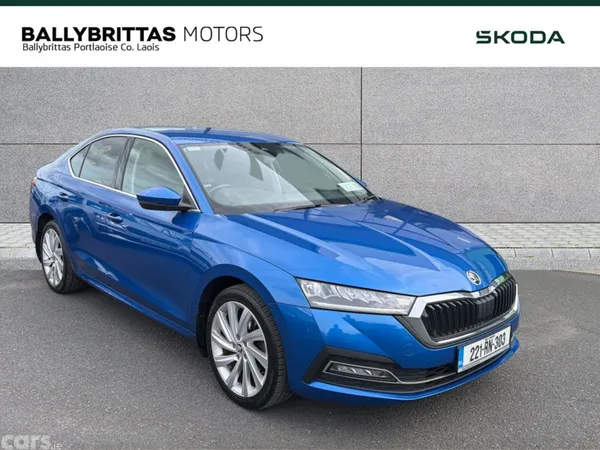 Skoda Octavia Saloon, Diesel, 2022, Blue
