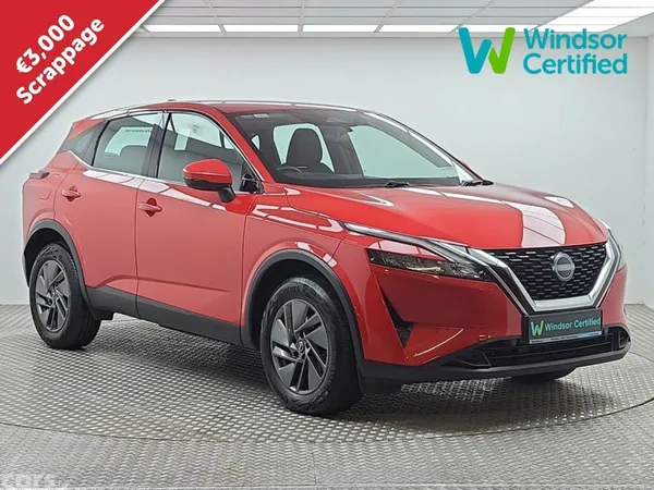 Nissan Qashqai MPV, Petrol, 2025, Red