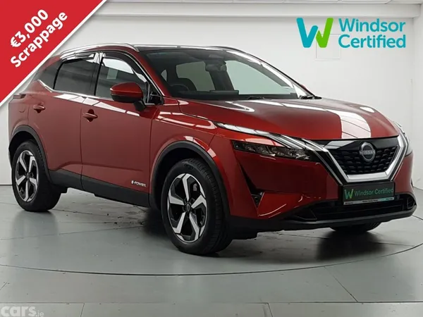 Nissan Qashqai MPV, Petrol Hybrid, 2025, Red