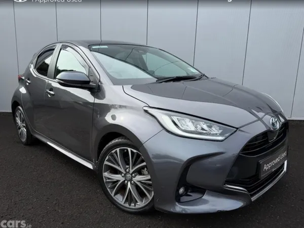 Toyota Yaris Hatchback, Petrol Hybrid, 2023, Grey