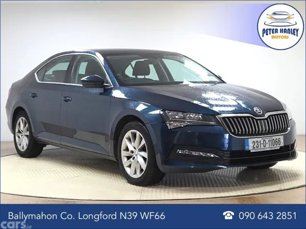 Skoda Superb Saloon, Diesel, 2023, Blue