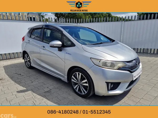 Honda Fit Hatchback, Petrol Hybrid, 2014, Silver