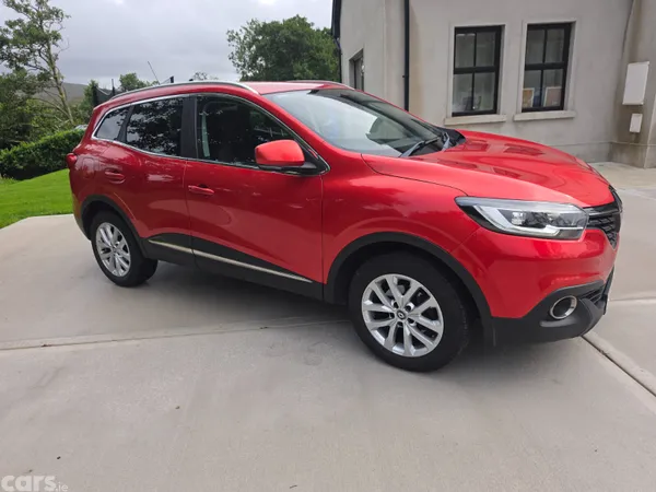 Renault Kadjar SUV, Diesel, 2017, Red