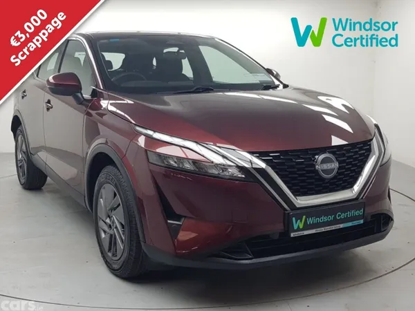 Nissan Qashqai MPV, Petrol Hybrid, 2024, Red