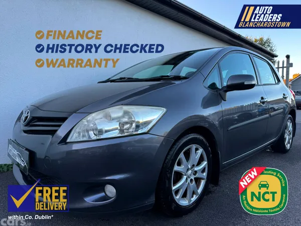 Toyota Auris Hatchback, Diesel, 2011, Grey