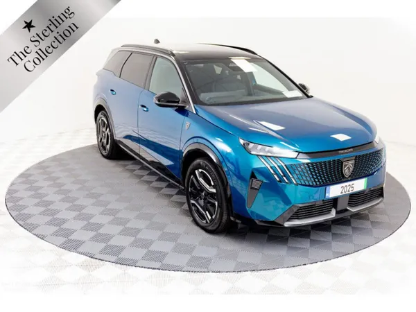 Peugeot 5008 SUV, Electric, 2025, Blue