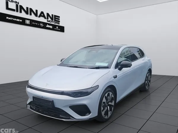 Leapmotor B05 Hatchback, Electric, 2026, Silver