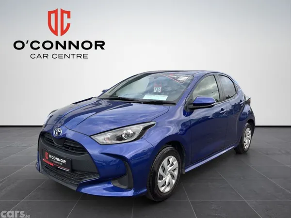 Toyota Yaris Hatchback, Petrol, 2023, Blue