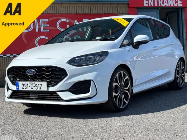 Ford Fiesta Hatchback, Petrol, 2023, White
