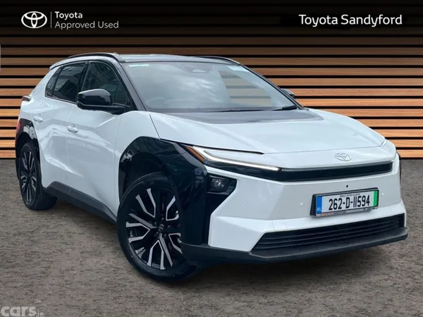 Toyota bZ4X Estate, Electric, 2026, White