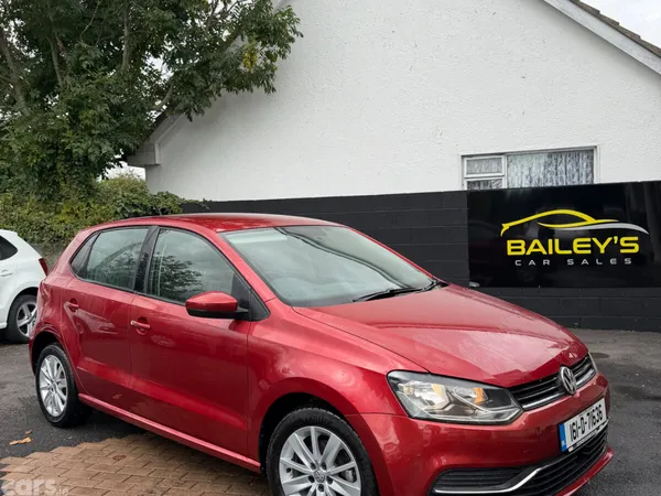 Volkswagen Polo Hatchback, Petrol, 2016, Red