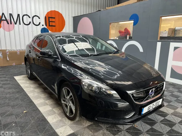 Volvo V40 Estate, Diesel, 2016, Black