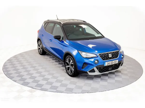 SEAT Arona Hatchback, Petrol, 2024, Black